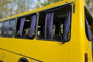 Орієнтовно о 07:00 російські терористи вдарили з безпілотника по маршрутці 