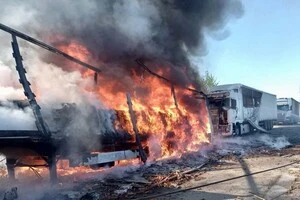 Наразі всіх юних пасажирів евакуйовано у безпечне місце
