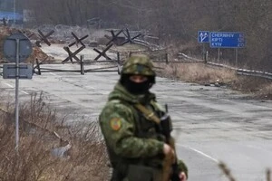 Українська сторона вже попередила фактичне керівництво Білорусі через відповідні канали про готовність захищати свої території