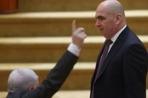 Прем’єр-міністр Іліє Боложан відкидає звинувачення опозиціонерів