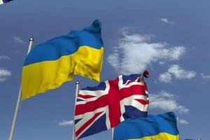 Українці у Великій Британії можуть бесплатно отримати медичну допомогу