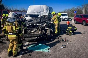Fiat Ducato зіткнувся з вантажним автомобілем
