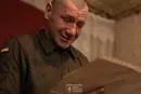 Боєць, який 346 днів тримав позиції в Часовому Яру, отримав звання Героя України