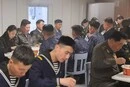 Кім Чен Ин з дочкою пообідав із моряками на новому есмінці КНДР