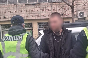 Із слів обвинуваченого, після смерті дружини він перебував у тяжкому психологічному стані, шукав приводи покінчити з життям