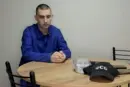 «Ти що без автомата був?». Вітчим насварився на окупанта, який потрапив у полон 