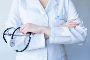 За прогнозами ВООЗ, до 2030 року світ потребуватиме додатково 9–10 мільйонів медсестер