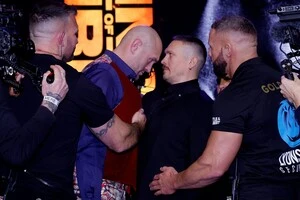 Тайсон Ф'юрі та Олександр Усик двічі перетнулися в ринзі
