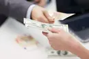 Мільйони живуть у кредит до зарплати: росіяни стрімко біднішають
