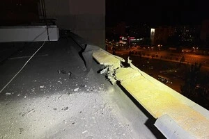 Окупанти вдарили по будинку у Харкові
