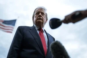 Президент США Дональд Трамп поспілкувався з журналістами