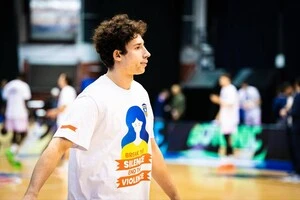 Ковляр відіграв 5 хвилин, набрав 5 очок, зробив 1 перехоплення