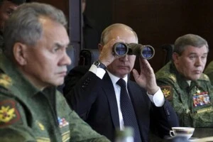 Володимир Путін під час військових навчань