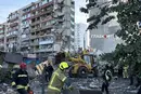 Росія масовано атакувала Київ: під завалами пошкодженого будинку заблоковані люди (оновлюється)