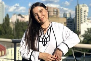 Тапанова є юристкою та колишньою бізнес-партнеркою Андрія Єрмака