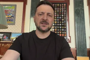 Президент підкреслив, що Росія, попри санкції, отримує іноземні компоненти для виробництва озброєння