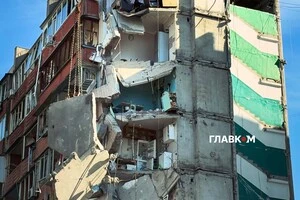 Глава МВС розповів, що ворожа ракета зайшла в будинок і там розірвалася