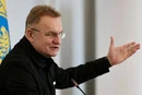 «Це хуліганство, а не замах». Садовий розповів подробиці обливання у центрі Львова