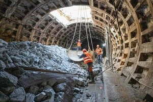 Ремонтні роботи у метрополітені 