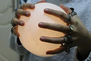 Чинне українське законодавство прямо не передбачає відповідальності за такі дії