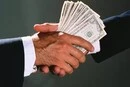 Штраф замість вʼязниці? Як від початку року змінилася ситуація з вироками за корупцію
