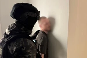 Правоохоронці затримали зловмисника у порядку статті 208 Кримінального процесуального кодексу України