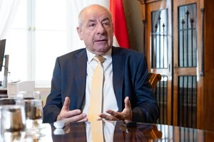 Шуйок підкреслив, що його каденція захищена Основним законом країни
