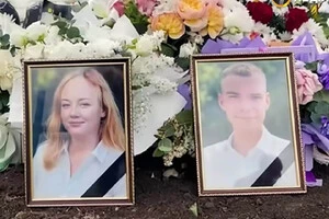 На Хмельниччині провели в останню путь Лізу та Дмитра, які загинули під час ДТП