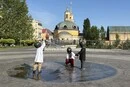 Малюки – засновники Києва приміряли вишиванки з різних куточків України на честь свята