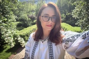  Юлія Свириденко у святковій вишиванці 