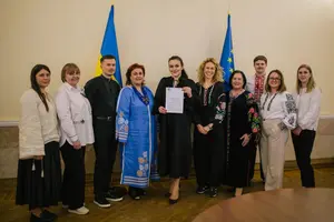 День вишиванки щороку відзначають у третій четвер травня