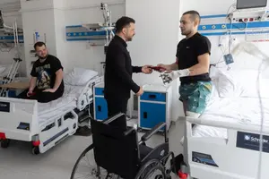 Президент відзначив воїнів орденами Богдана Хмельницького ІІІ ступеня й «За мужність» ІІ та ІІІ ступенів