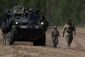 Трамп наказав повернути війська до Польщі після рішення Гегсета