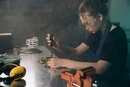 Уряд розширює програми перекваліфікації жінок у «чоловічі» професії