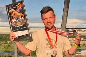 Олексій Пода переміг на Міжнародному фестивалі піщаної скульптури в Латвії