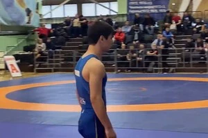 Борця Ісаєва позбавили срібла чемпіонату Росії за ненормативну лексику