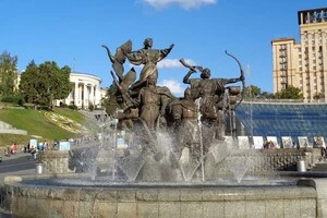 Фонтанний комплекс «Засновники Києва» працюватиме лише три дні