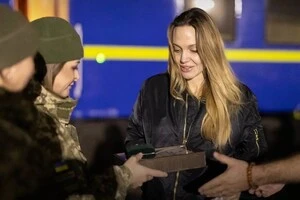 Анджеліна Джолі під час візиту до Херсона 