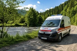 Медики наклали хлопчику гелеві протиопікові пов'язки на місці події