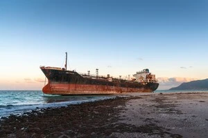Тіньовий флот загрожує екокатастрофою – експерти б'ють на сполох