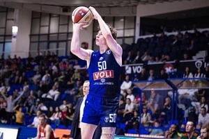 Команда Ковляра виграла перший матч у «Студентскі Центар»