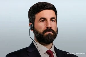 Американський журналіст після поїздок на Донбас попросив у Путіна російське громадянство