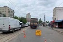У Києві під колесами вантажівки загинула літня жінка: деталі трагедії