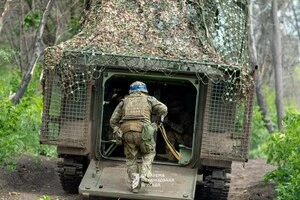 Для успішного наступу Україні треба броньована сила, сапери та резерви