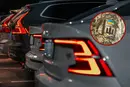 Латвія знову передає Україні конфісковані авто – серед них Mercedes і BMW