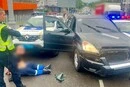 У Києві нетверезий водій без номерів протаранив три авто патрульних, які його блокували