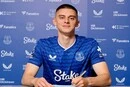 Миколенко підписав новий контракт у чемпіонаті Англії