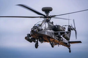 США підтвердили першу втрату бойового вертольоту Apache від початку війни з Іраном