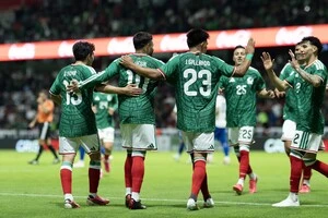 «Триколор» прагне переможно стартувати на домашньому Кубку світу