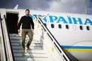 Літак Зеленського повернувся на базу до Польщі попри чутки про конфлікт через УПА